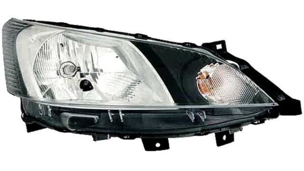 Faro Delantero Derecho Nissan Nv200 año 2010 a 2019