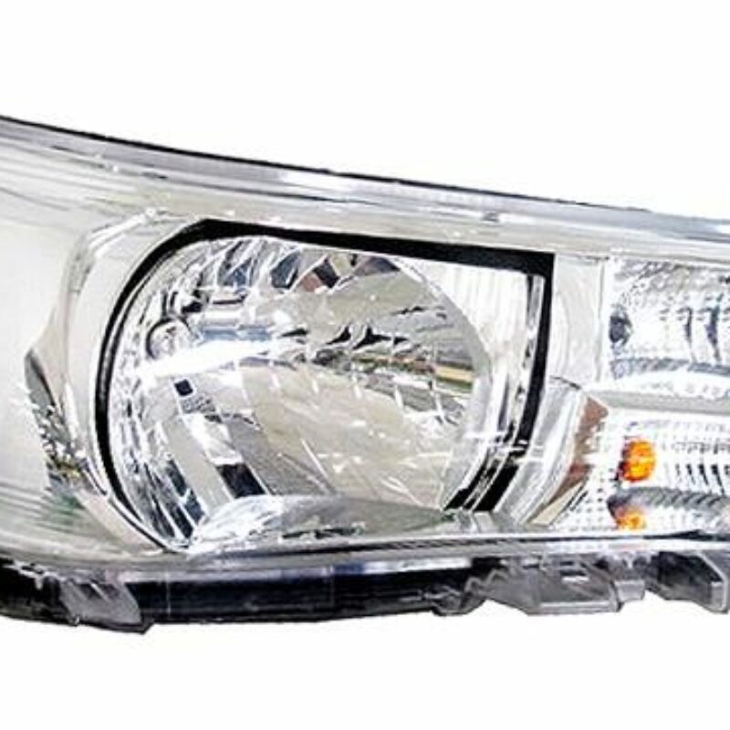 Faro Delantero Derecho Toyota Hilux año 2015 a 2020