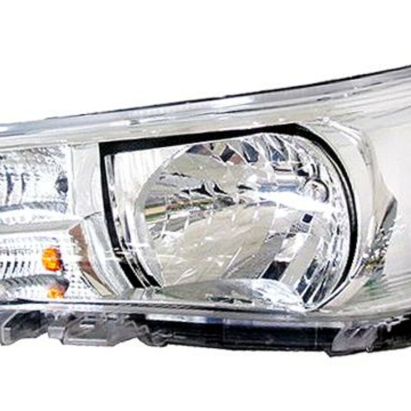 Faro Delantero Izquierdo Toyota Hilux año 2015 a 2020