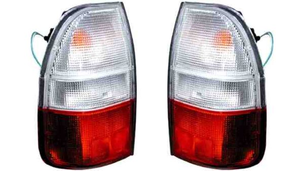 Piloto Trasero Derecho Mitsubishi L200 (k74) año 1996 a 2006
