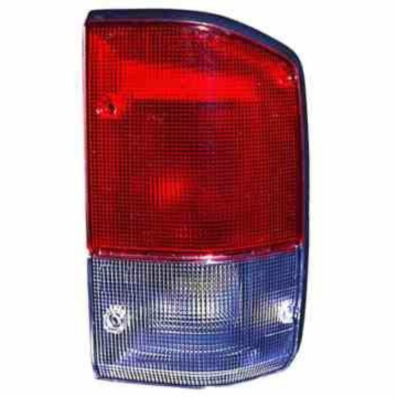 Piloto Trasero Derecho Nissan Patrol Y60 St.wagon año 1993 a 1997