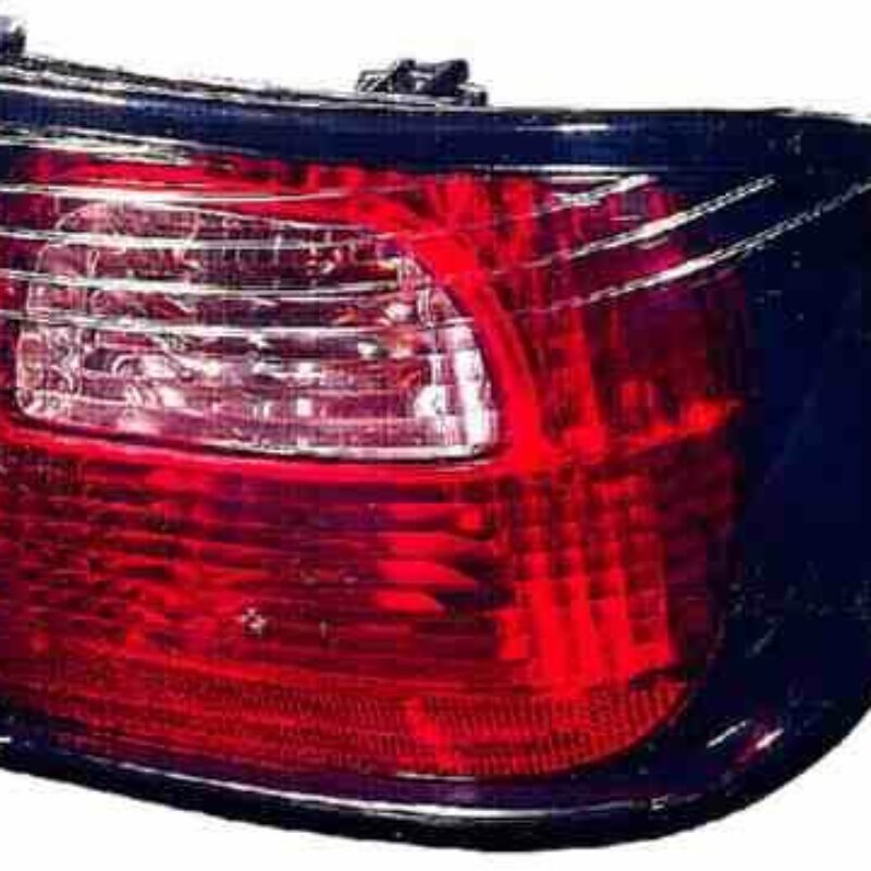 Piloto Trasero Derecho Nissan Primera (p12) año 1999 a 2002