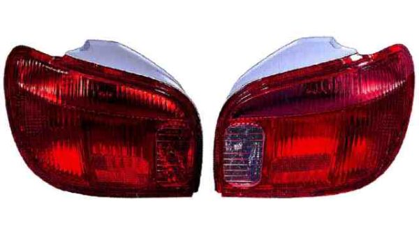Piloto Trasero Derecho Toyota Yaris año 2003 a 2005