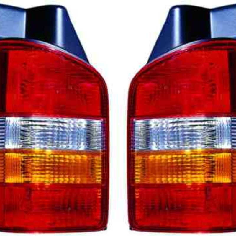 Piloto Trasero Derecho Volkswagen Transporter T5 / Multivan / Caravelle 2p año 2003 a 2009