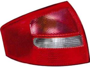 Piloto Trasero Izquierdo Audi A6 año 2001 a 2004 Berlina