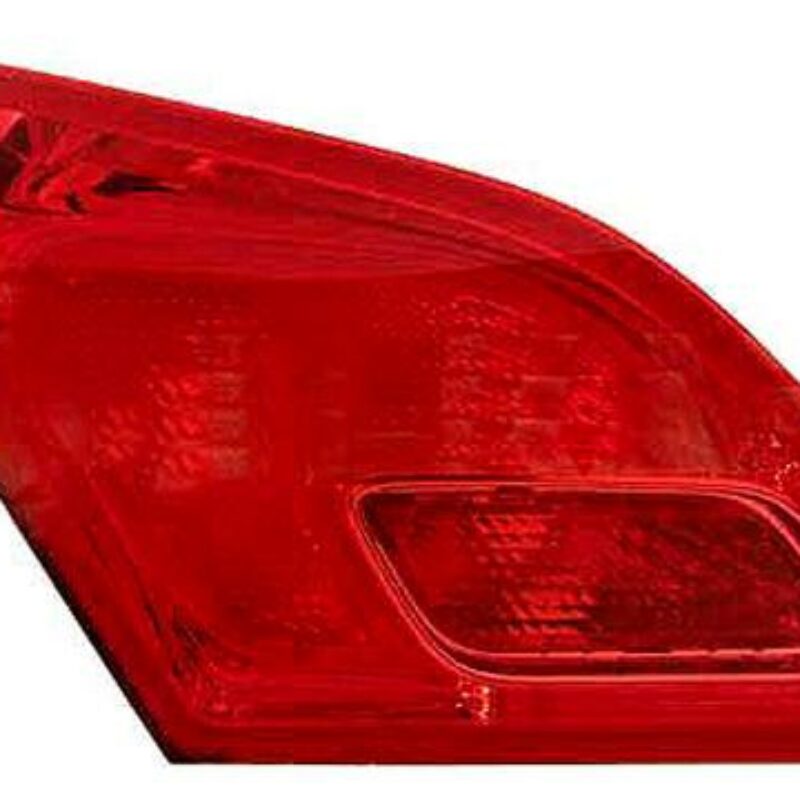 Piloto Trasero Izquierdo Opel Astra J 5p año 2010 a 2015