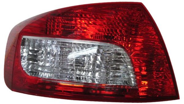Piloto Trasero Izquierdo Peugeot 407 Berlina 4p año 2009 a 2019