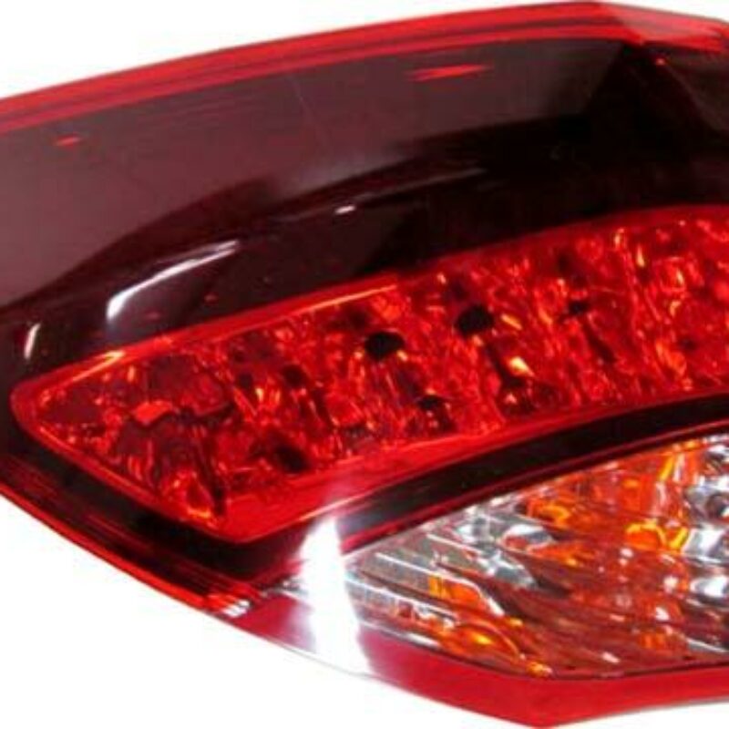 Piloto Trasero Izquierdo Renault Laguna III Berlina año 2011 a 2019 LED