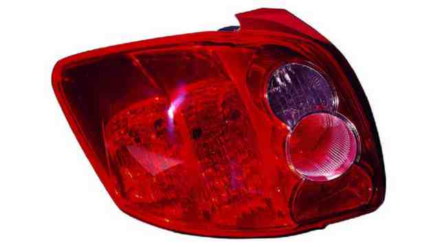 Piloto Trasero Izquierdo Toyota Auris 3/5p año 2007 a 2010