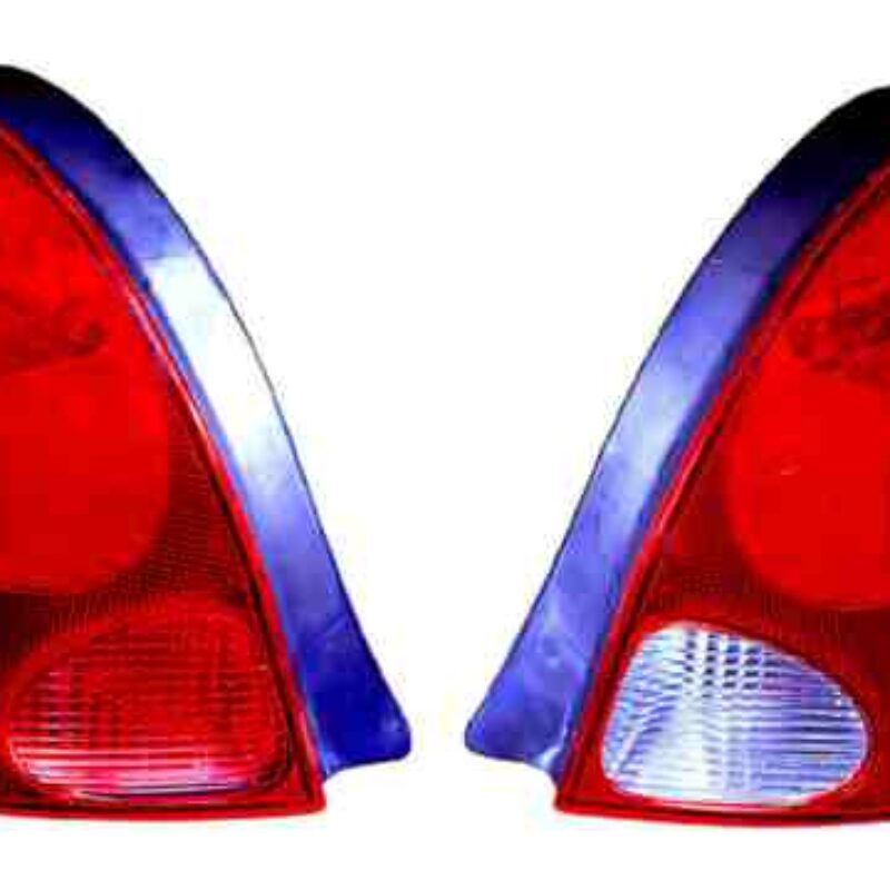 Piloto Trasero Izquierdo Toyota Corolla Hatchback 5p año 1997 a 1999