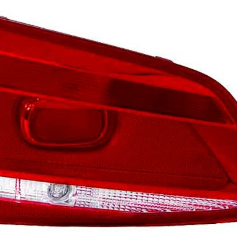 Piloto Trasero Izquierdo Volkswagen Passat Variant año 2010 a 2014