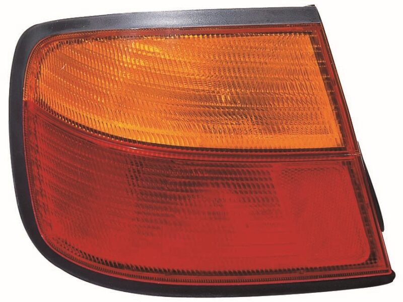 NISSAN PRIMERA 96-*FARO TRASERO IZQUIERDO ROJO/AMARILLO 4P