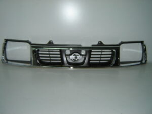 NISSAN D22 98-*REJILLA (CROMADA)