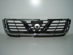 NISSAN PATROL 98-*REJILLA (CROMADA)