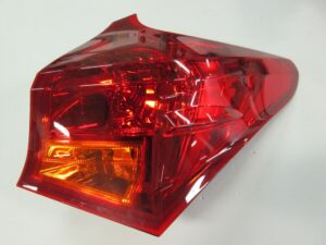TOYOTA AURIS 13-*FARO TRASERO DERECHO PUNTA (KOITO)