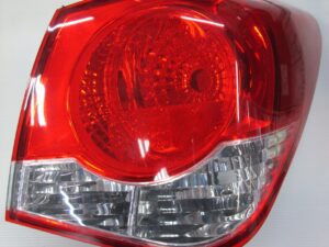 CHEVROLET CRUZE 09-*FARO TRASERO DERECHO (4P) PUNTA
