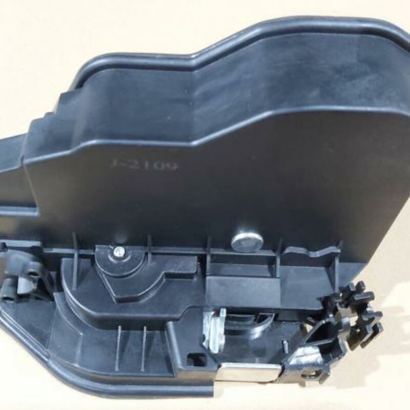 Cerradura Eléctrica Puerta Trasera Derecha (5pin) Bmw S/1 E81/e87 2004.08- Ref 106.06130122