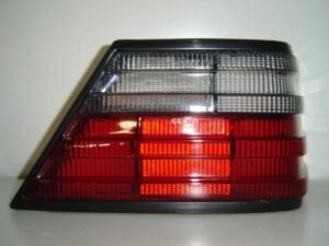 Cristal Trasero Derecho (ahumado) Mercedes W124 93- Ref 103F13062880