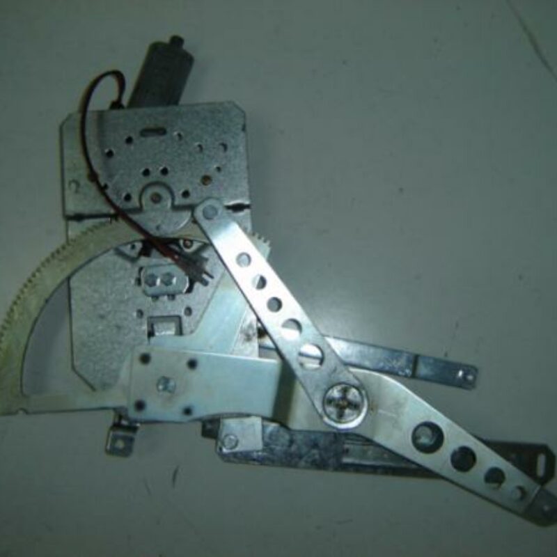Elevalunas Eléctrico Delantero Derecho 3/4p (t/modelos) Bmw E36 91- Ref 106.050501