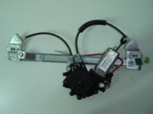 Elevalunas Eléctrico Trasero Izquierdo Peugeot 206 98- Ref 106.172118