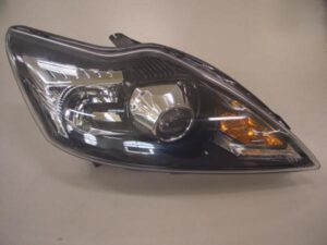 Faro Derecho Eléctrico Con Motor Interior Oscuro (hid/d1s) Ford Focus 08- Ref 101.10420007