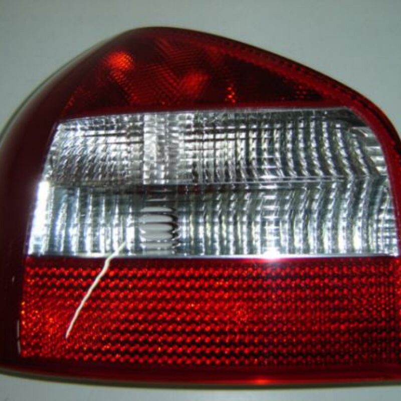 Piloto Trasero Izquierdo Magneti Marelli Audi A3 00- Ref 104.62602