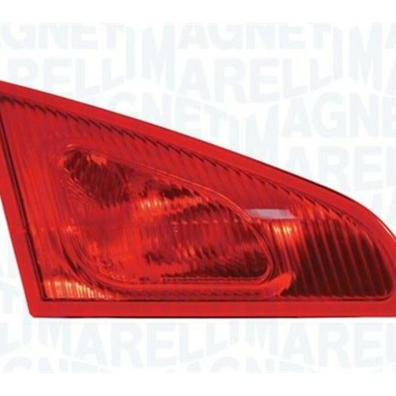 Piloto Trasero Izquierdo Medio Magneti Marelli (3p) Mitsubishi Colt 04- Ref 104.LLL082